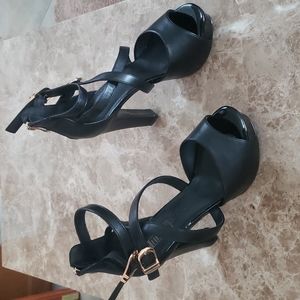 Black SEXY heels
